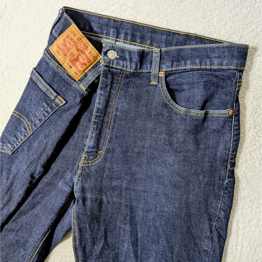 Levis Jeans Mens 38 X 30 541 Denim Zip Stretchy Straight Leg Dark Wash